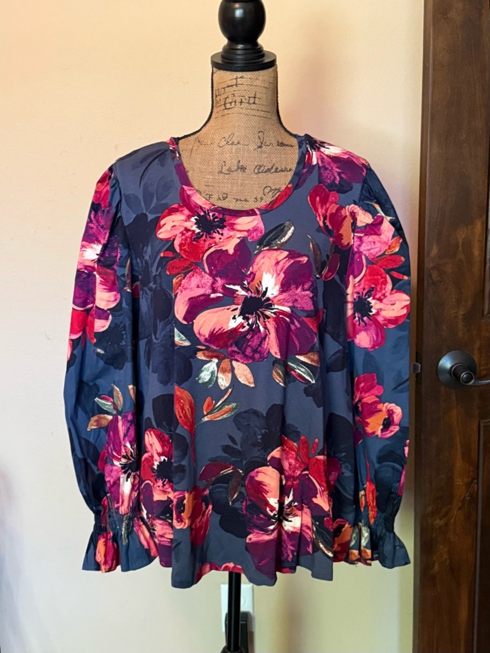 Women's Navy Floral Long-Sleeve Blouse - Navy/Pink Floral